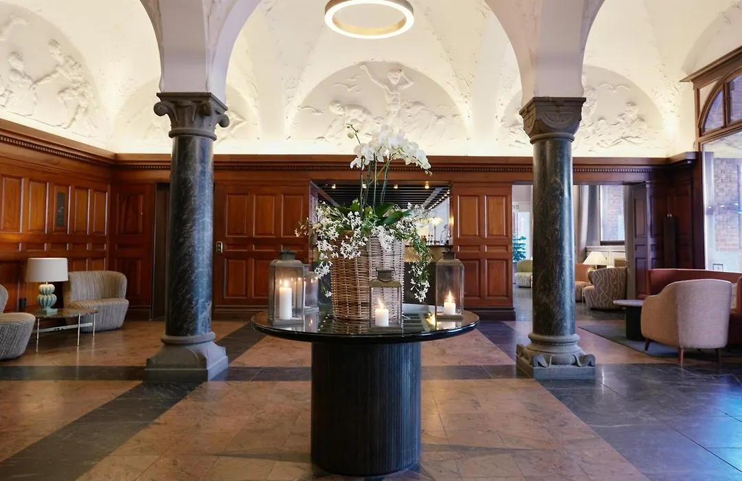 Ascot Hotel-1