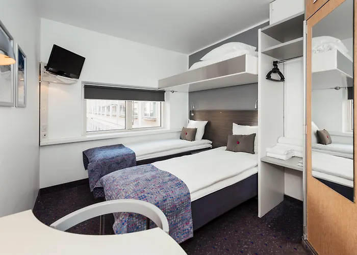  Cabinn Scandinavia